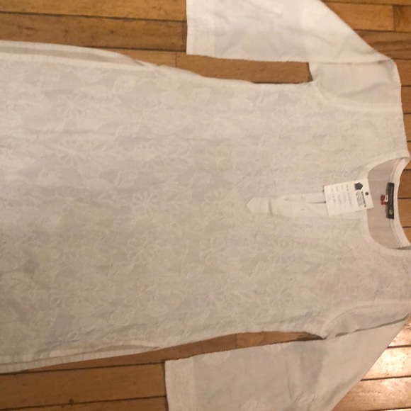 Embroidered white tunic - Picture 3 of 4